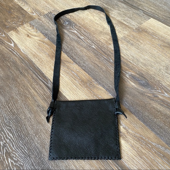 LEATHER Crossbody Sling Hand Made Black Purse Bag - Picture 5 of 7